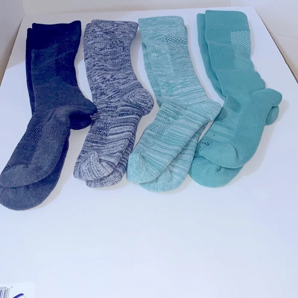 Tommie Copper Men’s 4 Pack Wide Over The Calf  Compression Socks Size M